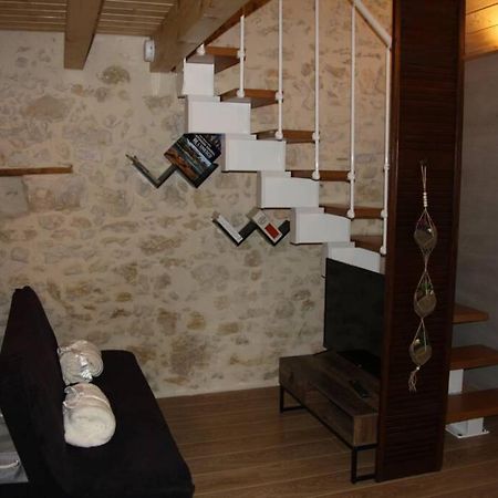 Le Portougais, Chalet A Chanaz, La Petite Venise Savoyarde Exterior foto